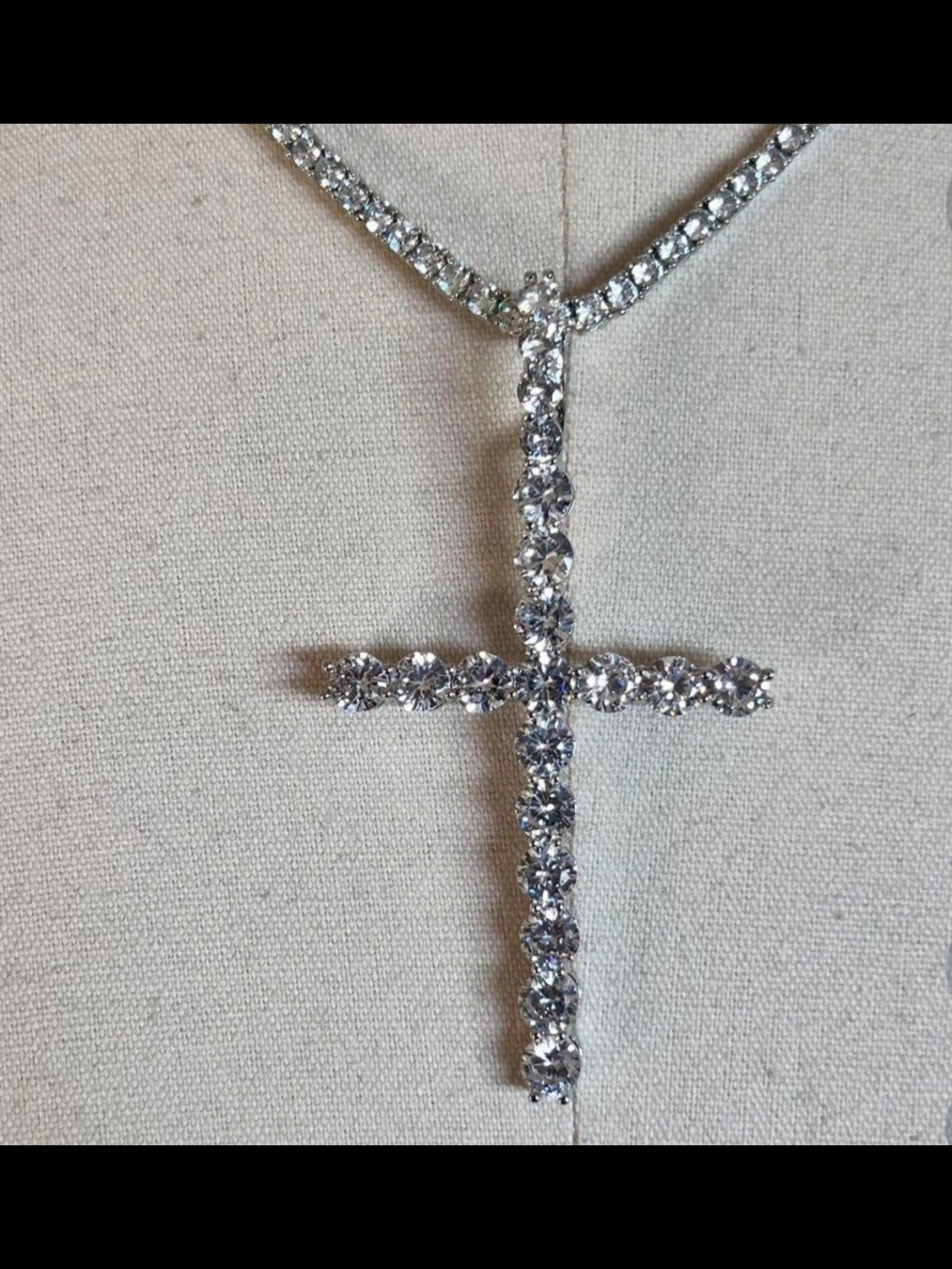 Cross Chain - Picture 3 of 9